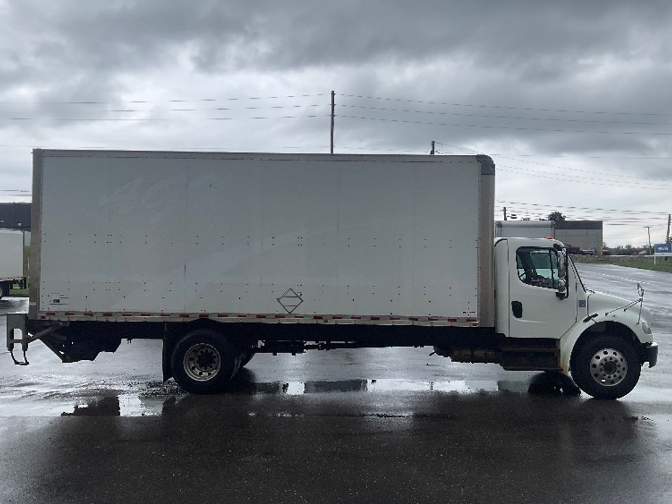 Medium Duty Box Truck-Light and Medium Duty Trucks-Freightliner-2020-M2-Youngstown-OH-206,222\n\t\tmiles-$ 47,750 - Image 15