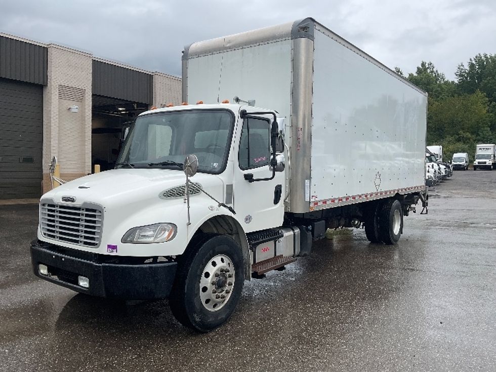 Medium Duty Box Truck-Light and Medium Duty Trucks-Freightliner-2020-M2-Youngstown-OH-206,222\n\t\tmiles-$ 47,750 - Image 3