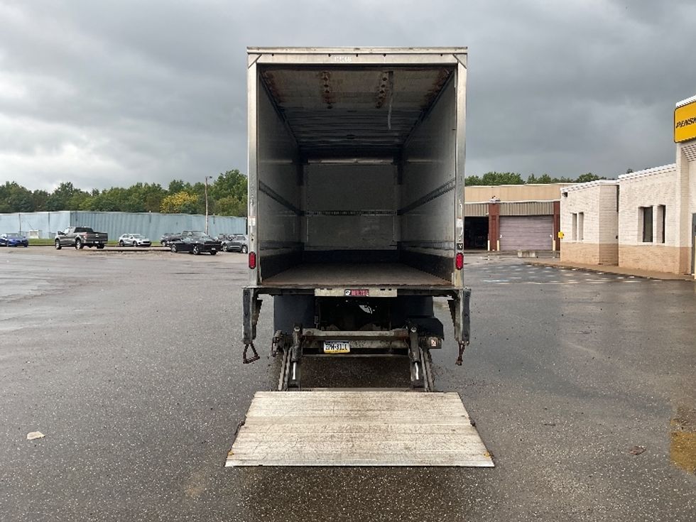 Medium Duty Box Truck-Light and Medium Duty Trucks-Freightliner-2020-M2-Youngstown-OH-206,222\n\t\tmiles-$ 47,750 - Image 9