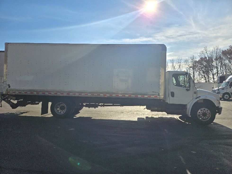 Medium Duty Box Truck-Light and Medium Duty Trucks-Freightliner-2020-M2-Ypsilanti-MI-103,242\n\t\tmiles-$ 60,500 - Image 15