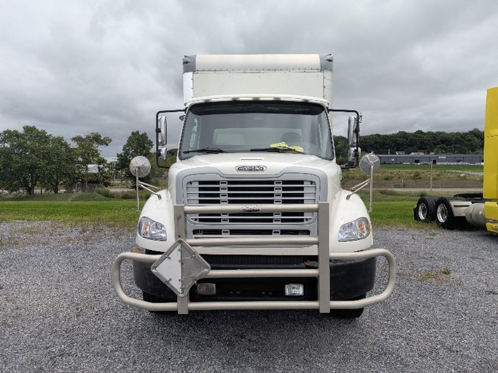 Medium Duty Box Truck-Light and Medium Duty Trucks-Freightliner-2020-M211242S-Duncansville-PA-385,349\n\t\tmiles-$ 60,750 - Image 2