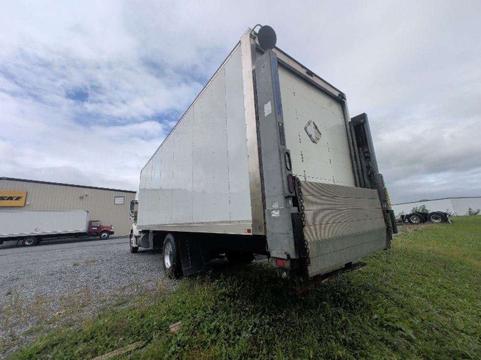 Medium Duty Box Truck-Light and Medium Duty Trucks-Freightliner-2020-M211242S-Duncansville-PA-385,349\n\t\tmiles-$ 60,750 - Image 6
