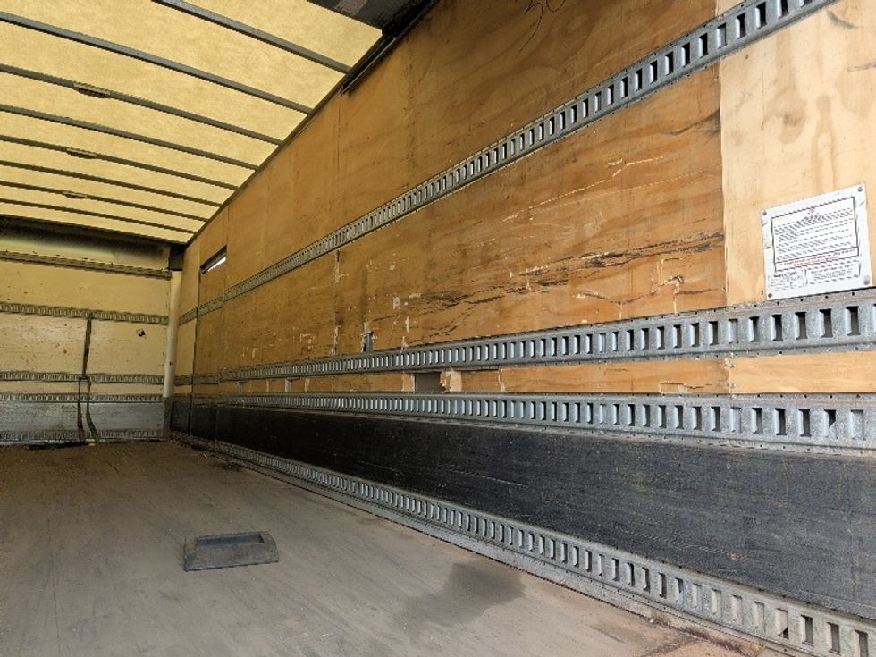 Medium Duty Box Truck-Light and Medium Duty Trucks-Freightliner-2020-M211242S-Duncansville-PA-385,349\n\t\tmiles-$ 60,750 - Image 12