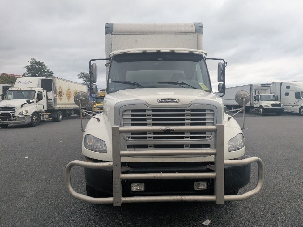 Medium Duty Box Truck-Light and Medium Duty Trucks-Freightliner-2020-M211242S-Duncansville-PA-404,806\n\t\tmiles-$ 62,500 - Image 2