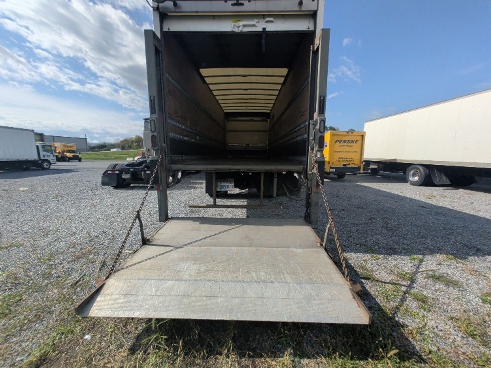 Medium Duty Box Truck-Light and Medium Duty Trucks-Freightliner-2020-M211242S-Duncansville-PA-404,806\n\t\tmiles-$ 62,500 - Image 9