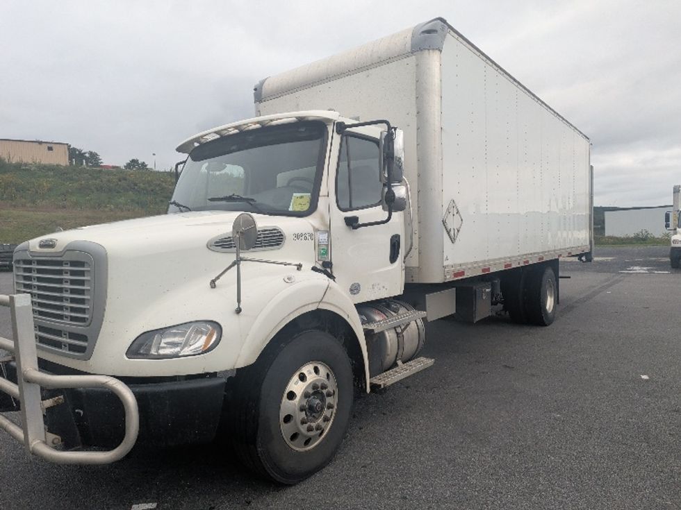 Medium Duty Box Truck-Light and Medium Duty Trucks-Freightliner-2020-M211242S-Duncansville-PA-404,806\n\t\tmiles-$ 62,500 - Image 3