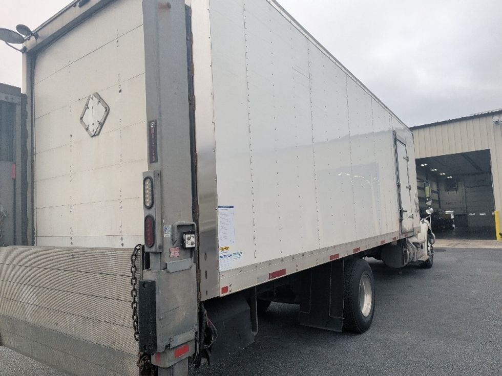 Medium Duty Box Truck-Light and Medium Duty Trucks-Freightliner-2020-M211242S-Duncansville-PA-404,806\n\t\tmiles-$ 62,500 - Image 13