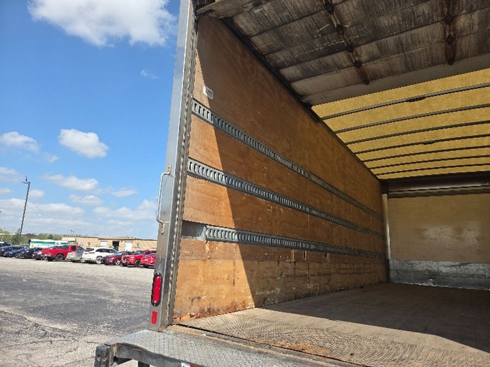 Medium Duty Box Truck-Light and Medium Duty Trucks-Freightliner-2020-M211242S-Kansas City-MO-491,742\n\t\tmiles-$ 59,500 - Image 11