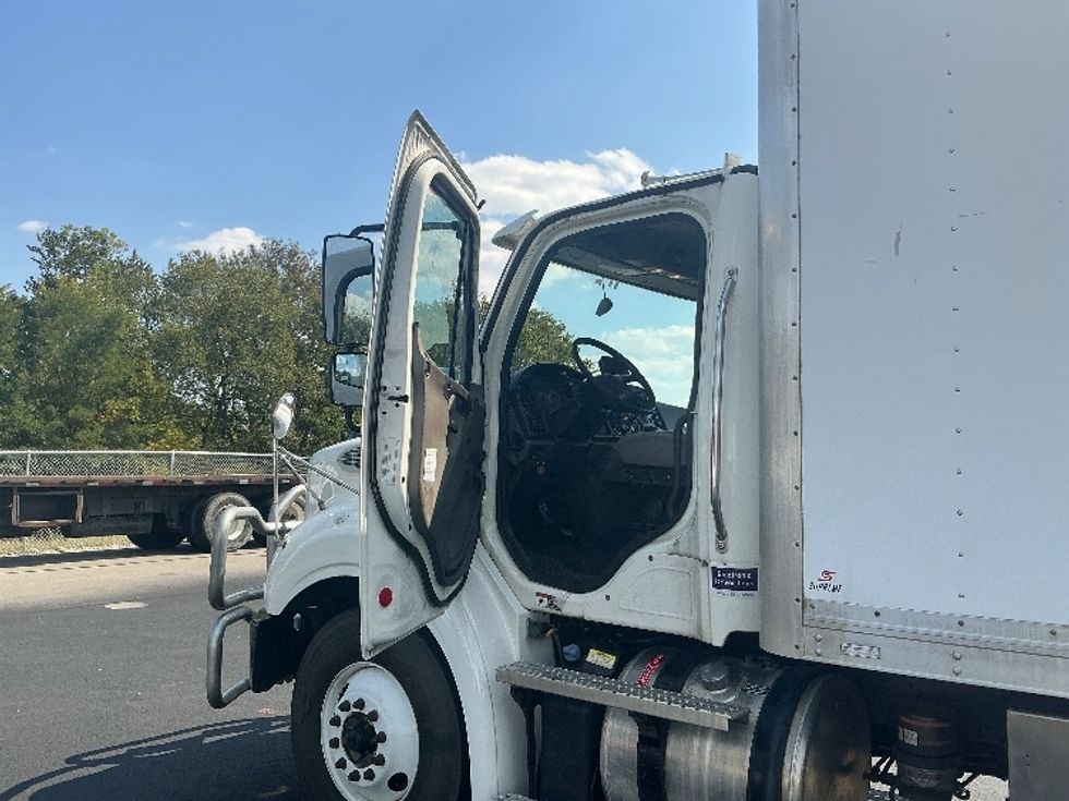 Medium Duty Box Truck-Light and Medium Duty Trucks-Freightliner-2020-M211242S-Lexington-KY-332,656\n\t\tmiles-$ 67,250 - Image 16