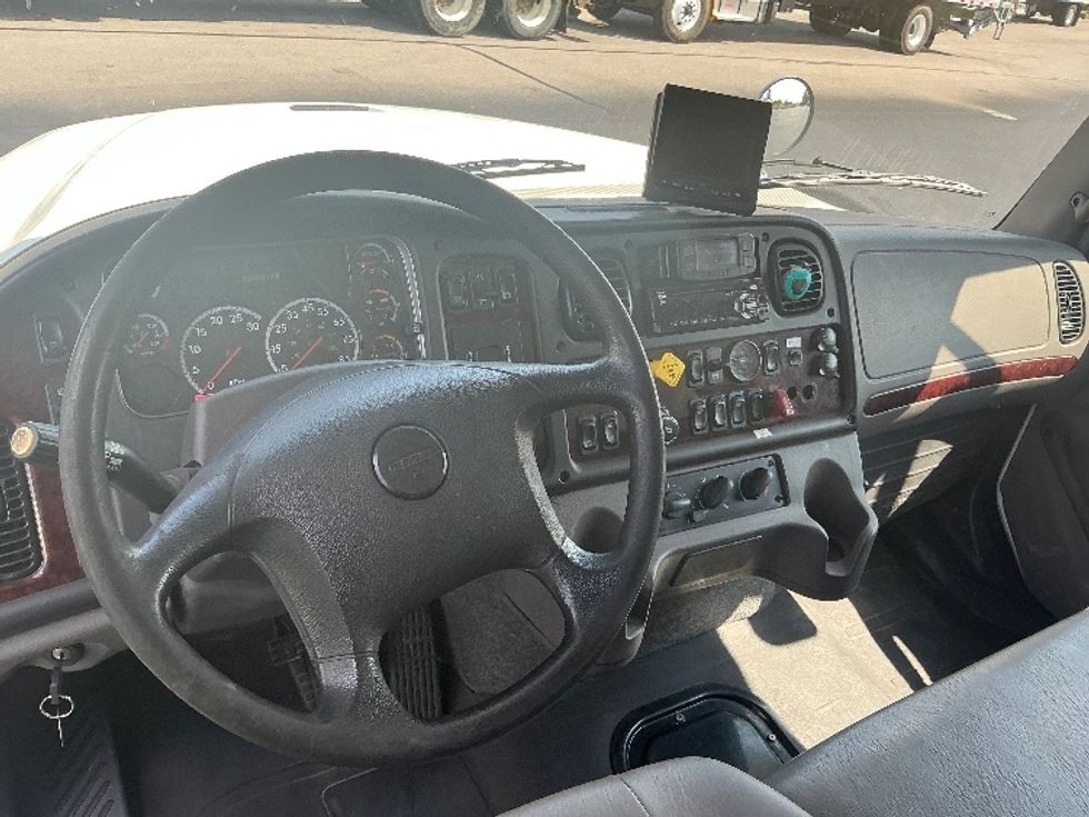 Medium Duty Box Truck-Light and Medium Duty Trucks-Freightliner-2020-M211242S-Lexington-KY-332,656\n\t\tmiles-$ 67,250 - Image 18