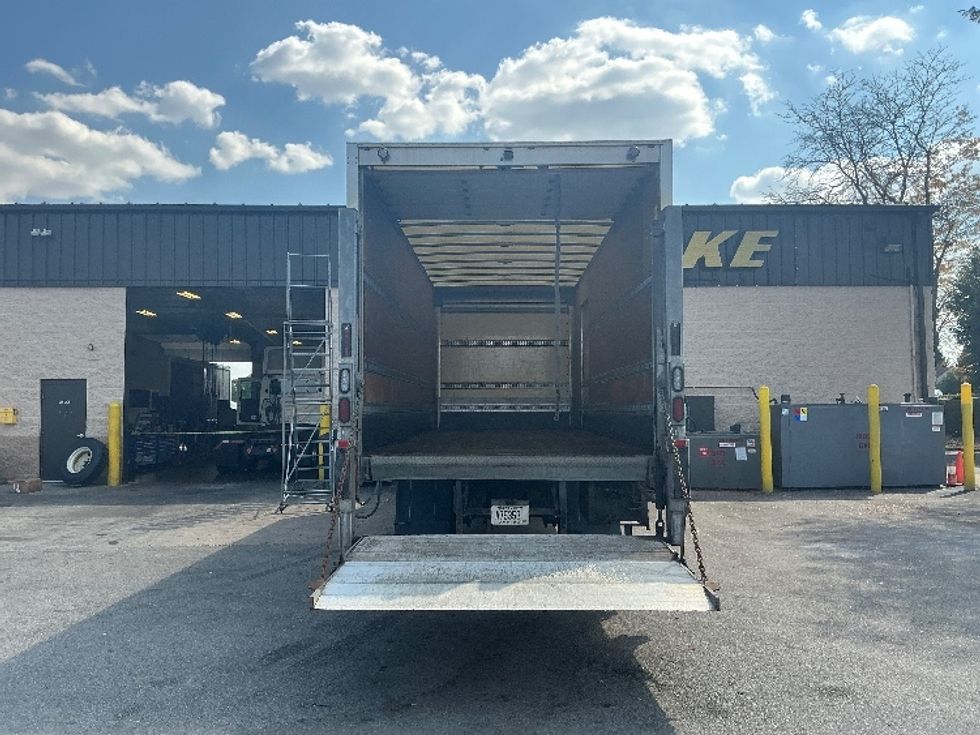 Medium Duty Box Truck-Light and Medium Duty Trucks-Freightliner-2020-M211242S-Lexington-KY-332,656\n\t\tmiles-$ 67,250 - Image 9