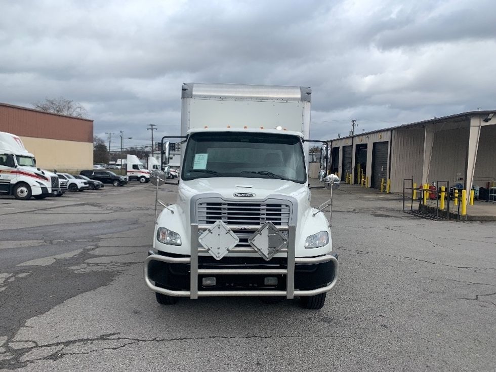 Medium Duty Box Truck-Light and Medium Duty Trucks-Freightliner-2020-M211242S-Nashville (Mount Juliet)-TN-550,912\n\t\tmiles-$ 55,000 - Image 2