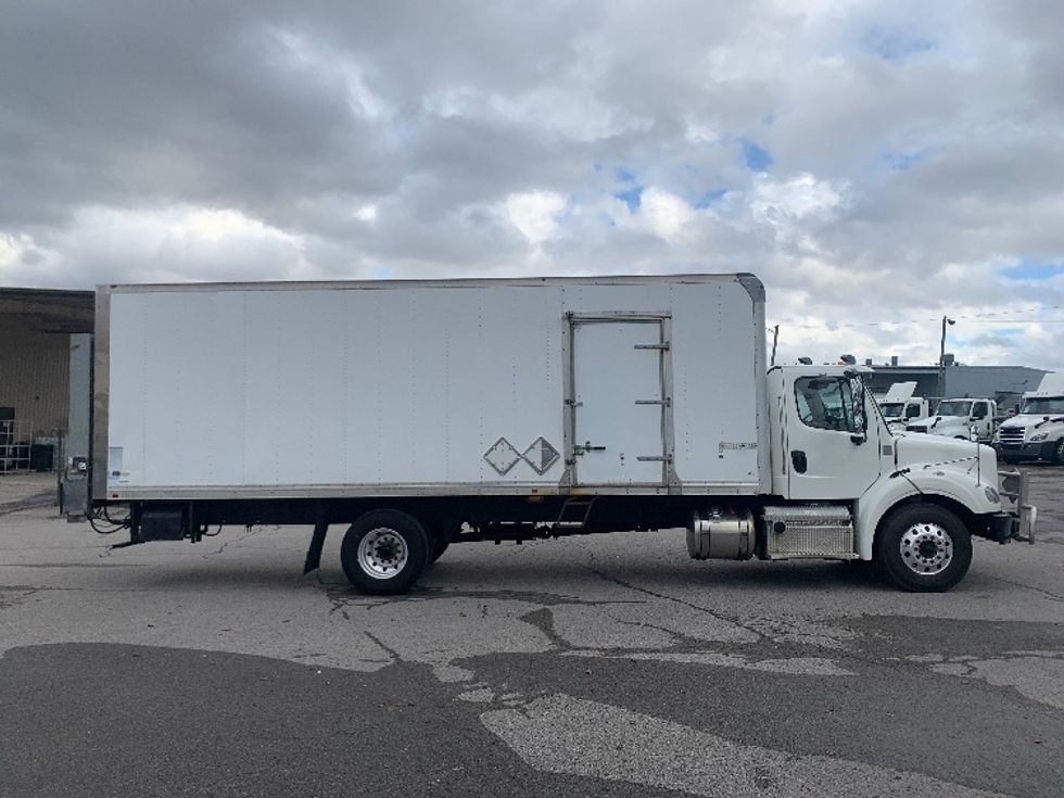 Medium Duty Box Truck-Light and Medium Duty Trucks-Freightliner-2020-M211242S-Nashville (Mount Juliet)-TN-550,912\n\t\tmiles-$ 55,000 - Image 15