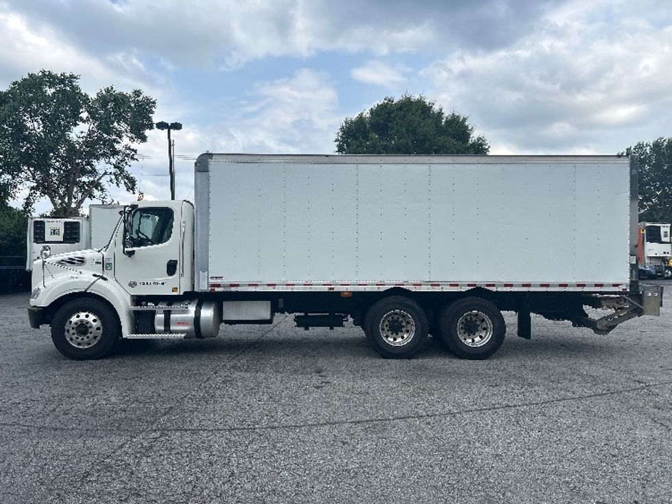 Medium Duty Box Truck-Light and Medium Duty Trucks-Freightliner-2020-M211264S-Atlanta (Conyers)-GA-254,258\n\t\tmiles-$ 90,500 - Image 4