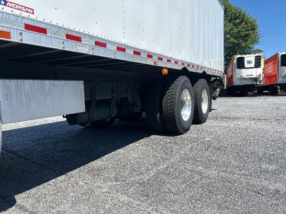 Medium Duty Box Truck-Light and Medium Duty Trucks-Freightliner-2020-M211264S-Atlanta (Conyers)-GA-265,550\n\t\tmiles-$ 87,000 - Image 5