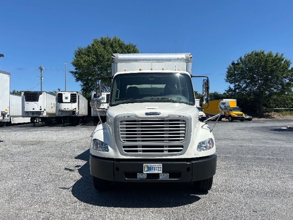 Medium Duty Box Truck-Light and Medium Duty Trucks-Freightliner-2020-M211264S-Atlanta (Conyers)-GA-265,550\n\t\tmiles-$ 87,000 - Image 2
