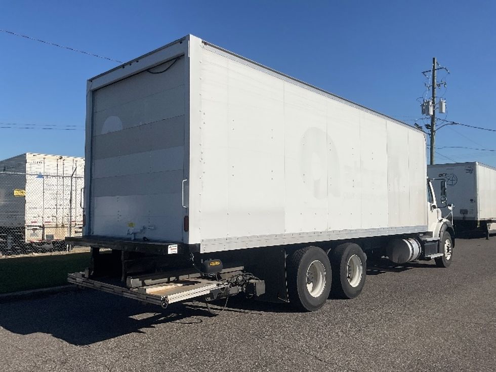 Medium Duty Box Truck-Light and Medium Duty Trucks-Freightliner-2020-M211264S-Birmingham-AL-224,000\n\t\tmiles-$ 95,500 - Image 12