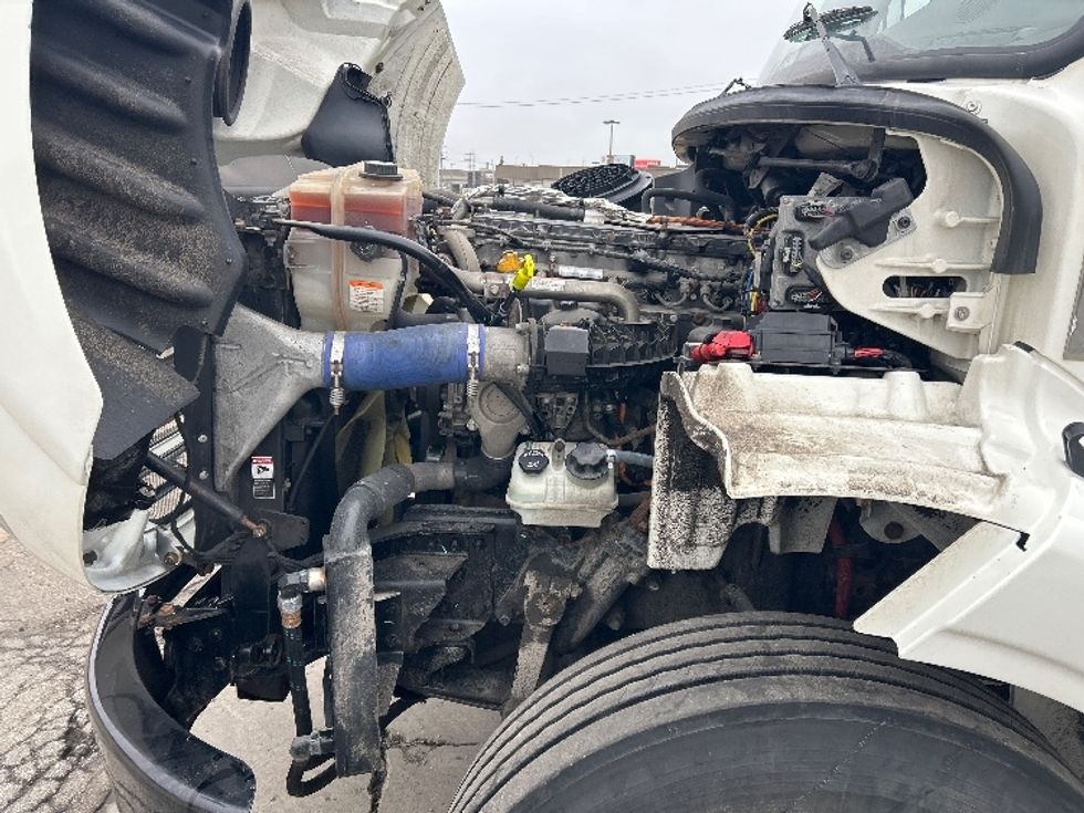 Medium Duty Box Truck-Light and Medium Duty Trucks-Freightliner-2020-M211264S-Chicago (Melrose Park)-IL-156,256\n\t\tmiles-$ 96,250 - Image 24
