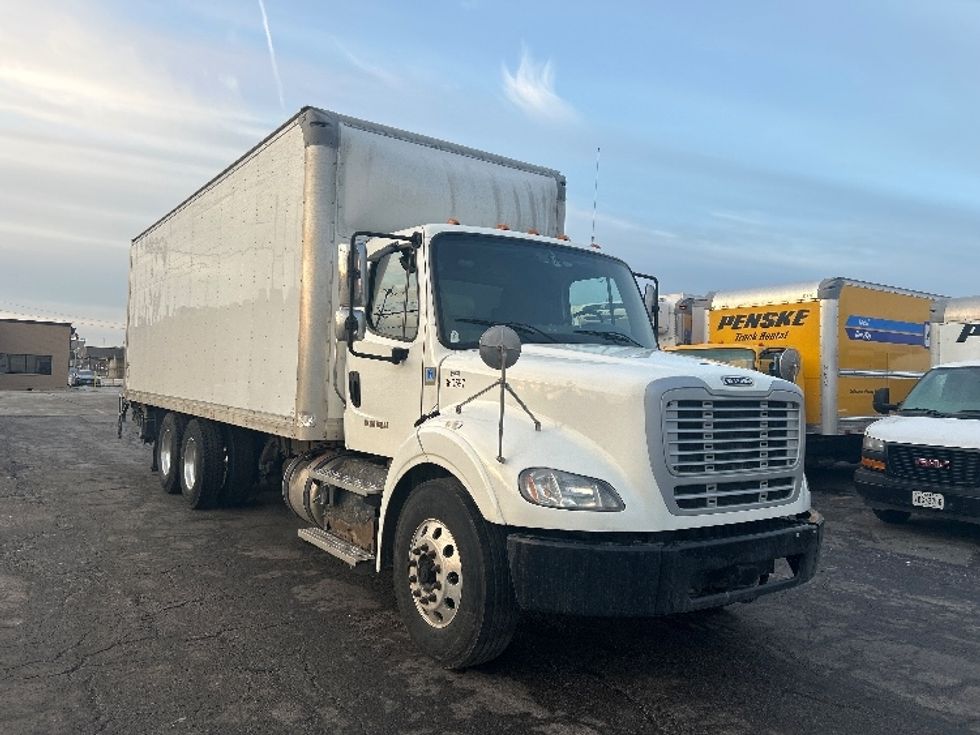 Medium Duty Box Truck-Light and Medium Duty Trucks-Freightliner-2020-M211264S-Chicago (Melrose Park)-IL-226,135\n\t\tmiles-$ 93,500 - Image 1
