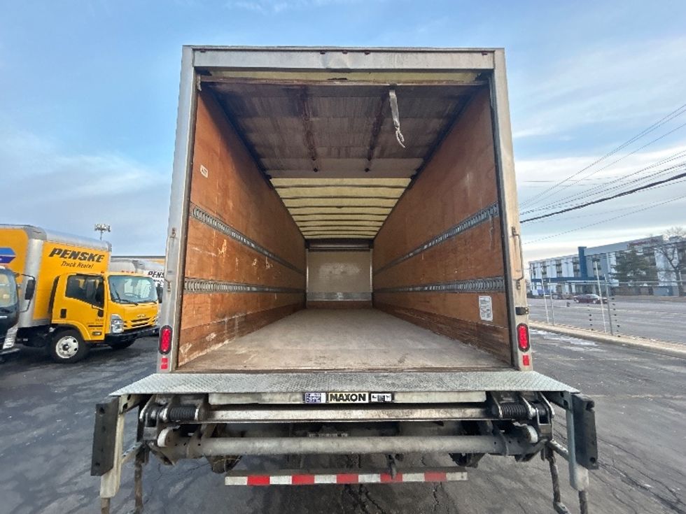 Medium Duty Box Truck-Light and Medium Duty Trucks-Freightliner-2020-M211264S-Chicago (Melrose Park)-IL-226,135\n\t\tmiles-$ 93,500 - Image 8