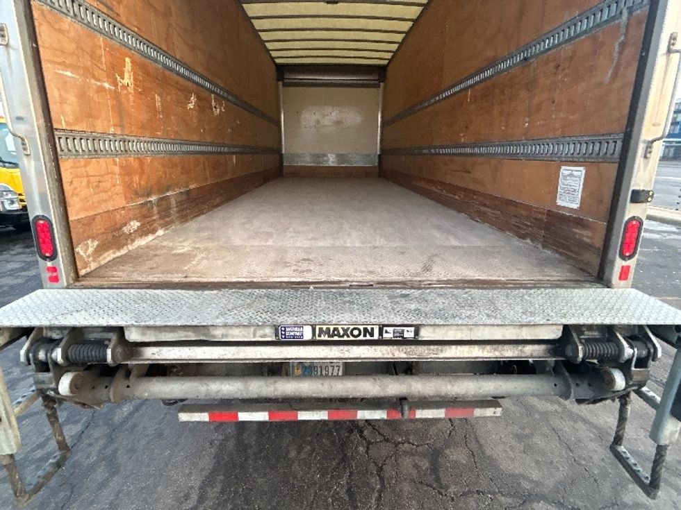 Medium Duty Box Truck-Light and Medium Duty Trucks-Freightliner-2020-M211264S-Chicago (Melrose Park)-IL-226,135\n\t\tmiles-$ 93,500 - Image 10