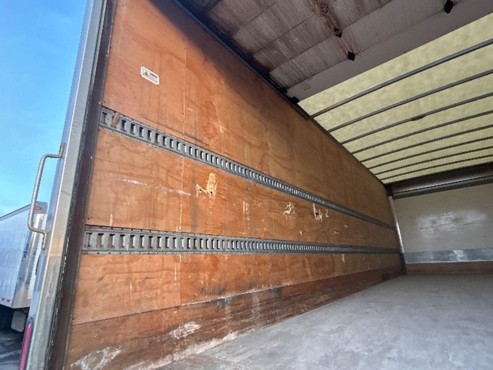 Medium Duty Box Truck-Light and Medium Duty Trucks-Freightliner-2020-M211264S-Chicago (Melrose Park)-IL-226,135\n\t\tmiles-$ 93,500 - Image 11