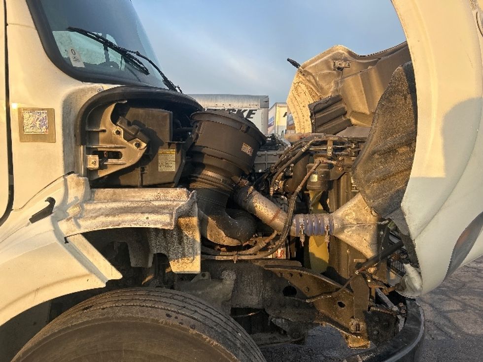 Medium Duty Box Truck-Light and Medium Duty Trucks-Freightliner-2020-M211264S-Chicago (Melrose Park)-IL-226,135\n\t\tmiles-$ 93,500 - Image 23