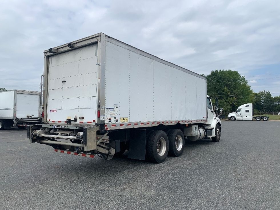 Medium Duty Box Truck-Light and Medium Duty Trucks-Freightliner-2020-M211264S-Concord-NC-286,913\n\t\tmiles-$ 81,500 - Image 13