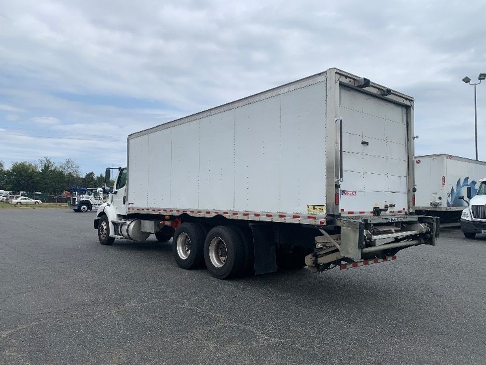 Medium Duty Box Truck-Light and Medium Duty Trucks-Freightliner-2020-M211264S-Concord-NC-286,913\n\t\tmiles-$ 81,500 - Image 6