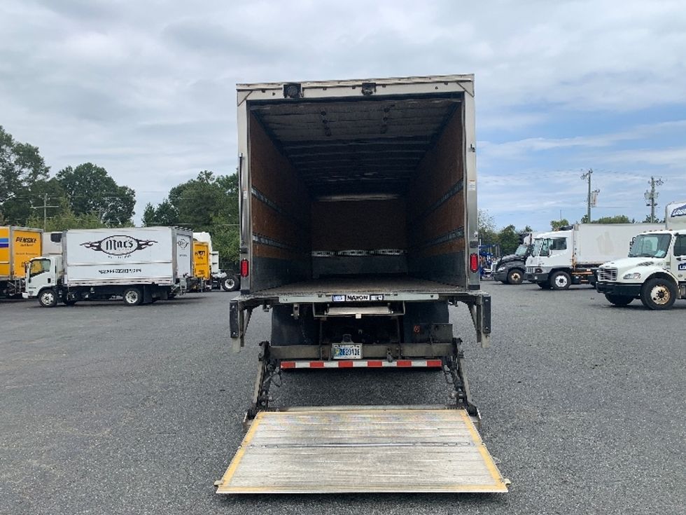 Medium Duty Box Truck-Light and Medium Duty Trucks-Freightliner-2020-M211264S-Concord-NC-286,913\n\t\tmiles-$ 81,500 - Image 9