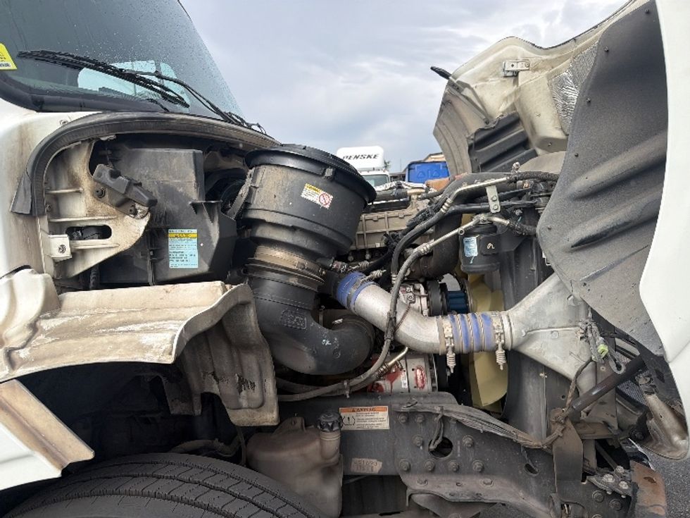 Medium Duty Box Truck-Light and Medium Duty Trucks-Freightliner-2020-M211264S-Fontana-CA-251,022\n\t\tmiles-$ 81,500 - Image 22