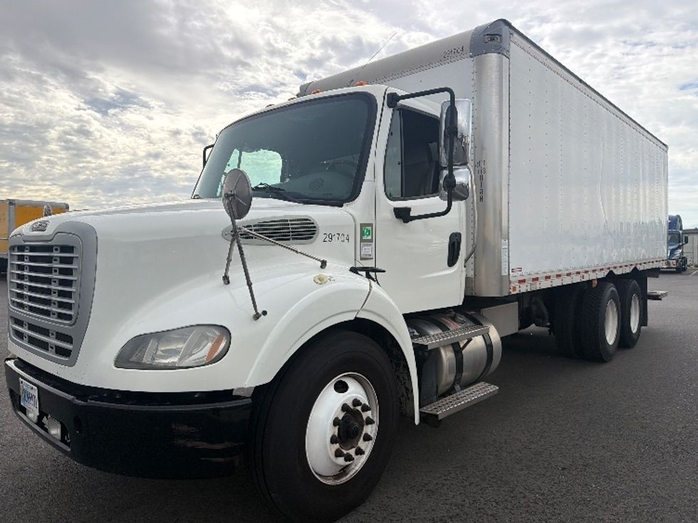 Medium Duty Box Truck-Light and Medium Duty Trucks-Freightliner-2020-M211264S-Fontana-CA-251,022\n\t\tmiles-$ 81,500 - Image 3