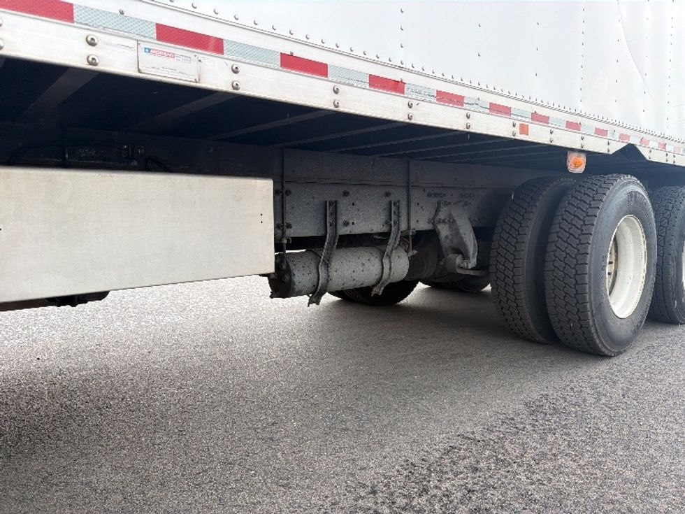 Medium Duty Box Truck-Light and Medium Duty Trucks-Freightliner-2020-M211264S-Fontana-CA-251,022\n\t\tmiles-$ 81,500 - Image 5