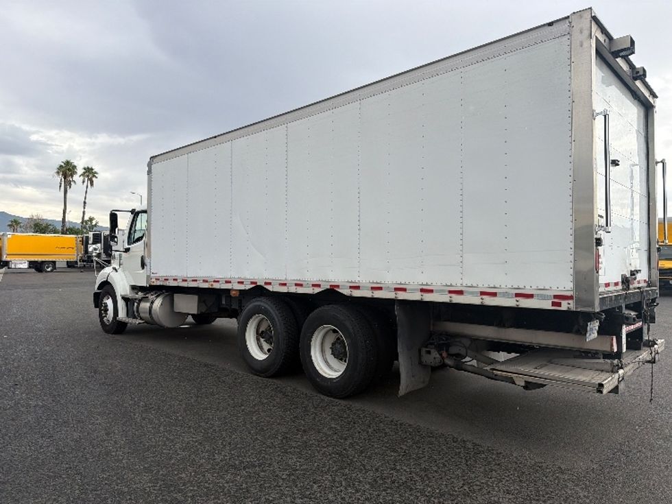Medium Duty Box Truck-Light and Medium Duty Trucks-Freightliner-2020-M211264S-Fontana-CA-251,022\n\t\tmiles-$ 81,500 - Image 6