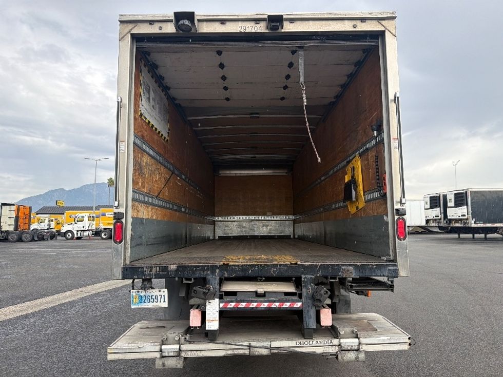 Medium Duty Box Truck-Light and Medium Duty Trucks-Freightliner-2020-M211264S-Fontana-CA-251,022\n\t\tmiles-$ 81,500 - Image 8
