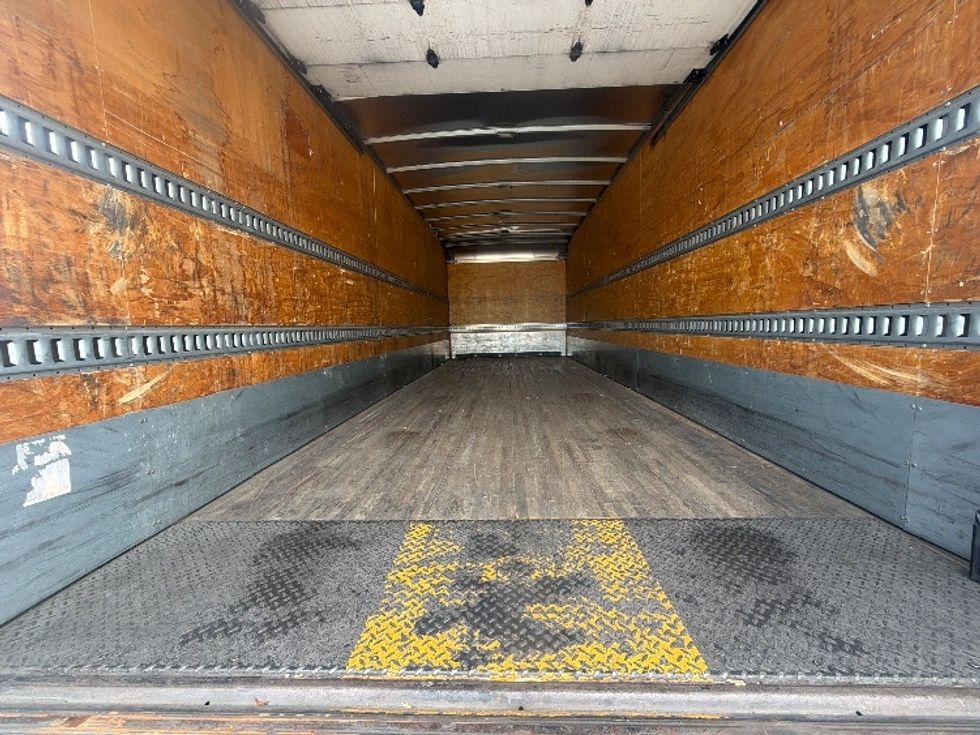 Medium Duty Box Truck-Light and Medium Duty Trucks-Freightliner-2020-M211264S-Fontana-CA-275,347\n\t\tmiles-$ 80,750 - Image 10