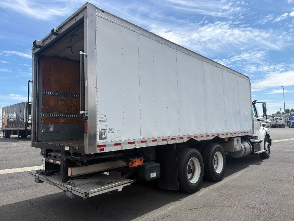 Medium Duty Box Truck-Light and Medium Duty Trucks-Freightliner-2020-M211264S-Fontana-CA-275,347\n\t\tmiles-$ 80,750 - Image 13