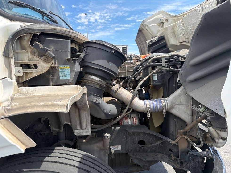 Medium Duty Box Truck-Light and Medium Duty Trucks-Freightliner-2020-M211264S-Fontana-CA-275,347\n\t\tmiles-$ 80,750 - Image 23