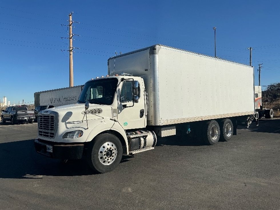 Medium Duty Box Truck-Light and Medium Duty Trucks-Freightliner-2020-M211264S-Greeley-CO-135,724\n\t\tmiles-$ 97,250 - Image 3