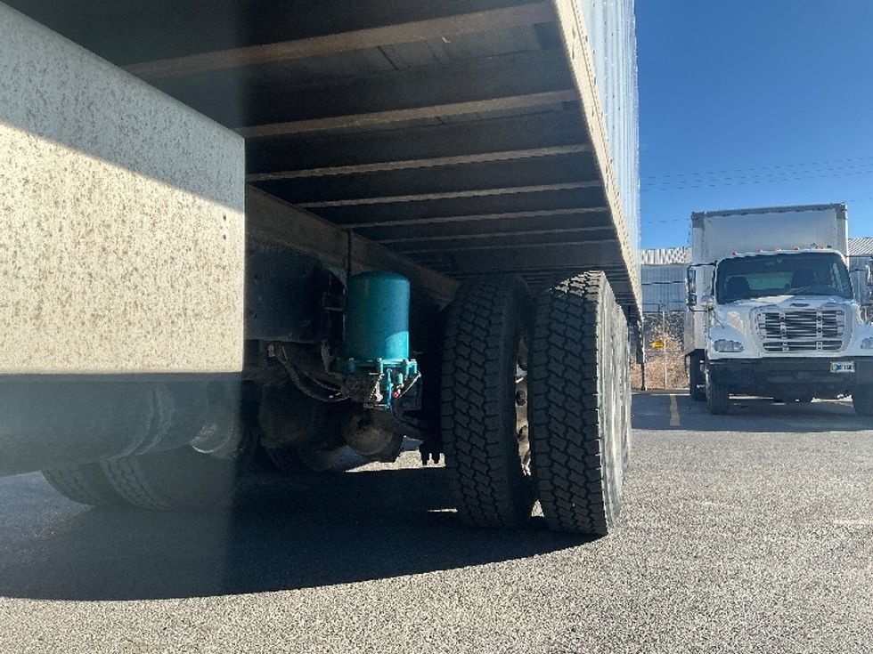 Medium Duty Box Truck-Light and Medium Duty Trucks-Freightliner-2020-M211264S-Greeley-CO-135,724\n\t\tmiles-$ 97,250 - Image 5