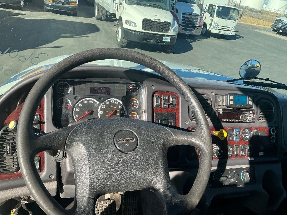 Medium Duty Box Truck-Light and Medium Duty Trucks-Freightliner-2020-M211264S-Greeley-CO-177,437\n\t\tmiles-$ 95,500 - Image 18