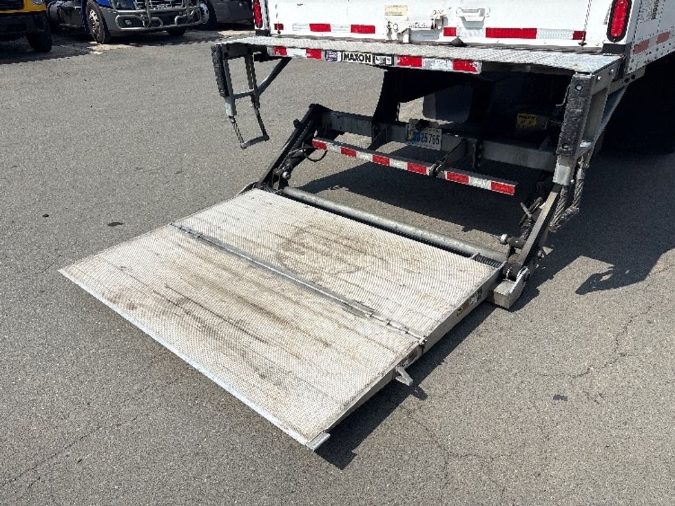 Medium Duty Box Truck-Light and Medium Duty Trucks-Freightliner-2020-M211264S-Greensboro-NC-193,028\n\t\tmiles-$ 90,000 - Image 9