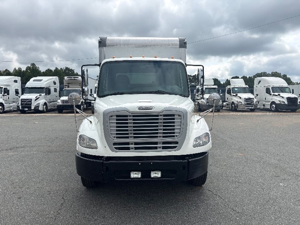 Medium Duty Box Truck-Light and Medium Duty Trucks-Freightliner-2020-M211264S-Greensboro-NC-255,999\n\t\tmiles-$ 82,500 - Image 2