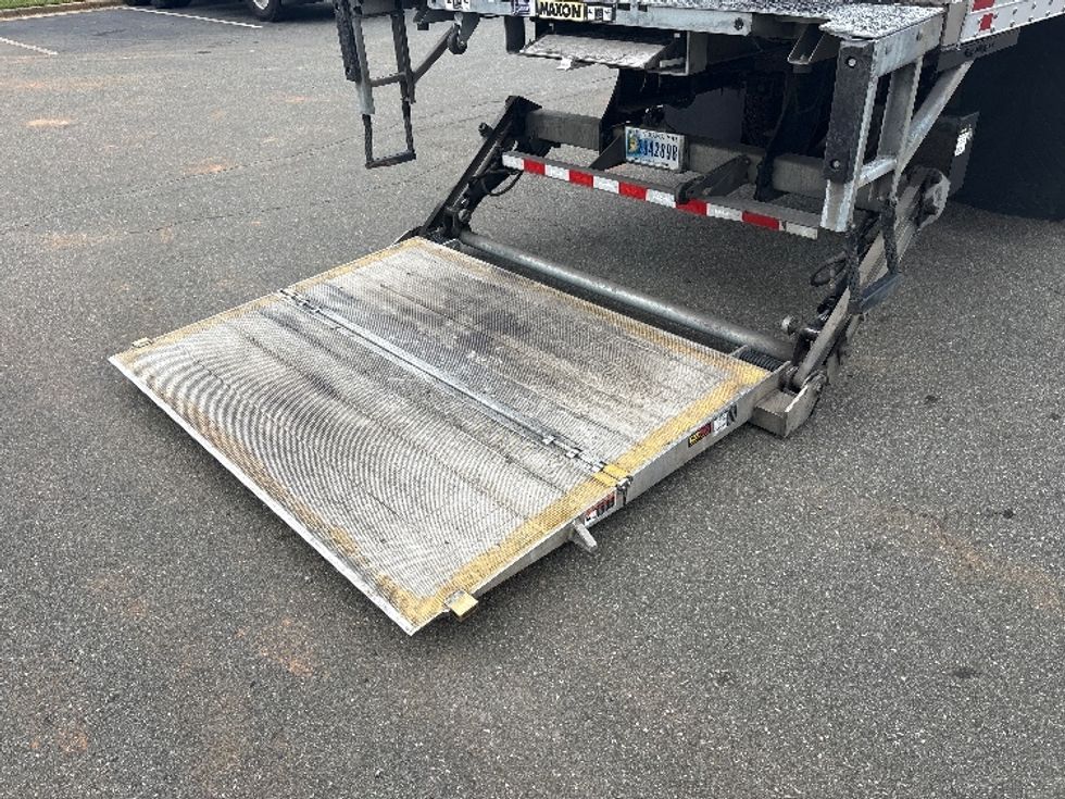 Medium Duty Box Truck-Light and Medium Duty Trucks-Freightliner-2020-M211264S-Greensboro-NC-255,999\n\t\tmiles-$ 82,500 - Image 9