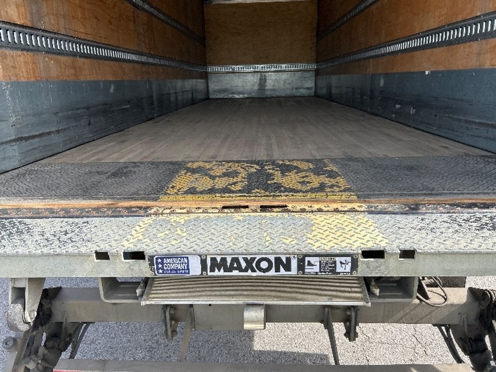 Medium Duty Box Truck-Light and Medium Duty Trucks-Freightliner-2020-M211264S-Homewood-AL-317,977\n\t\tmiles-$ 79,000 - Image 10