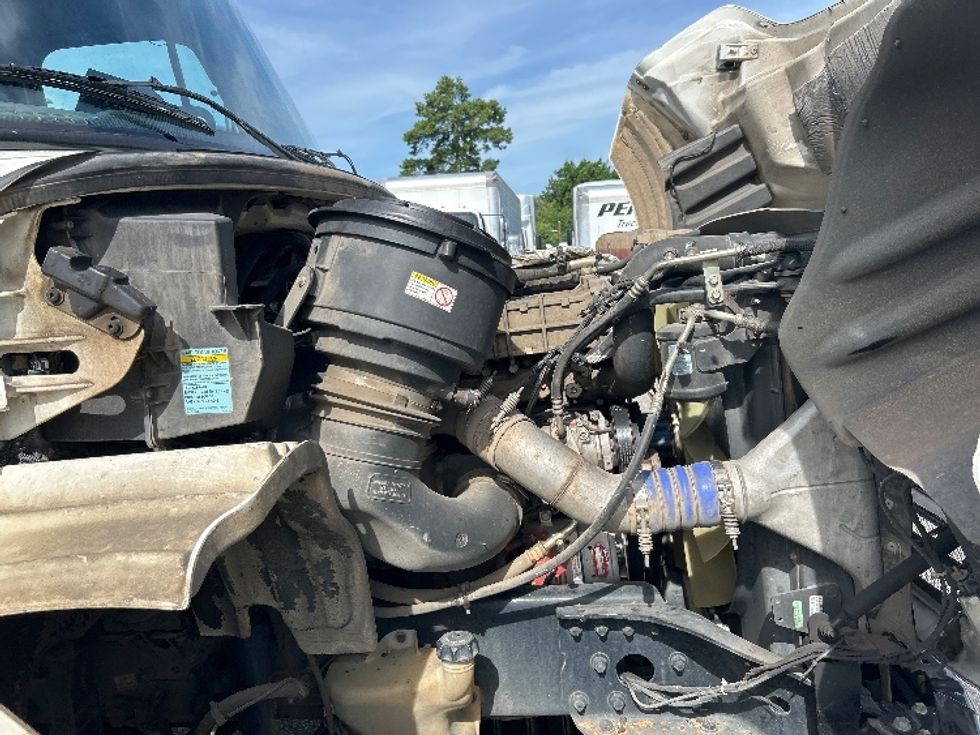 Medium Duty Box Truck-Light and Medium Duty Trucks-Freightliner-2020-M211264S-Homewood-AL-317,977\n\t\tmiles-$ 79,000 - Image 23