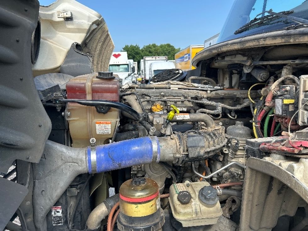 Medium Duty Box Truck-Light and Medium Duty Trucks-Freightliner-2020-M211264S-Homewood-AL-340,371\n\t\tmiles-$ 70,000 - Image 24