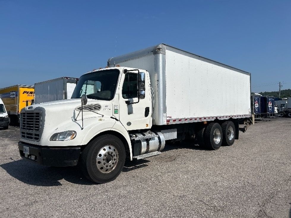 Medium Duty Box Truck-Light and Medium Duty Trucks-Freightliner-2020-M211264S-Homewood-AL-340,371\n\t\tmiles-$ 70,000 - Image 3