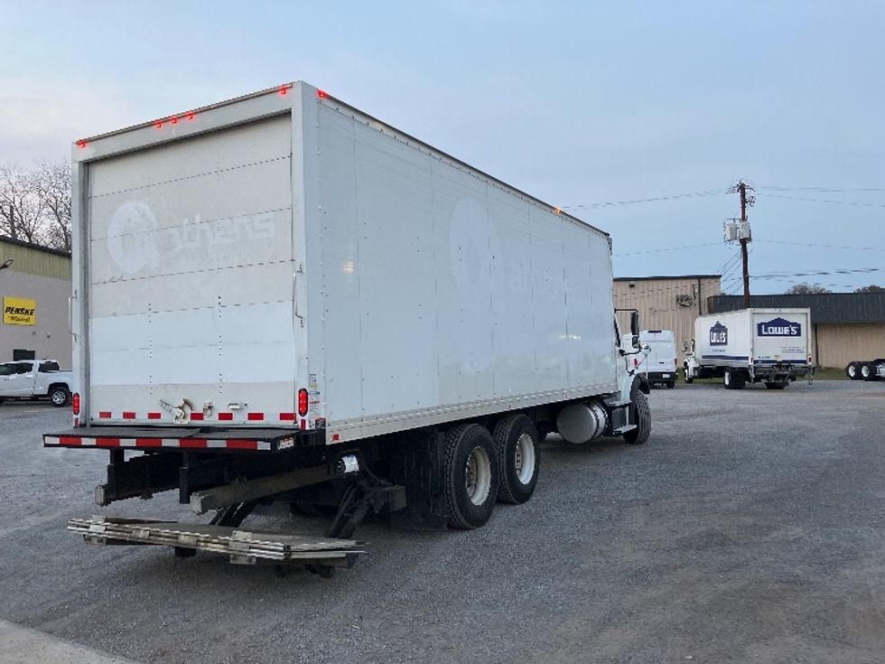 Medium Duty Box Truck-Light and Medium Duty Trucks-Freightliner-2020-M211264S-Hueytown-AL-321,441\n\t\tmiles-$ 90,750 - Image 13