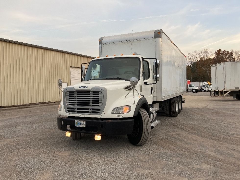 Medium Duty Box Truck-Light and Medium Duty Trucks-Freightliner-2020-M211264S-Hueytown-AL-321,441\n\t\tmiles-$ 90,750 - Image 3
